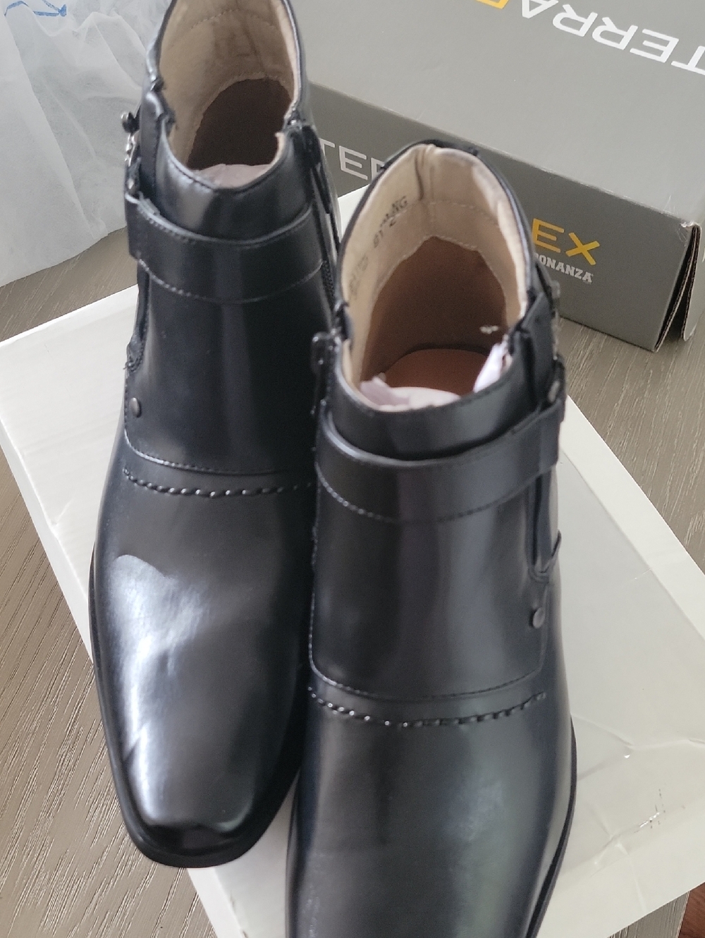 Men's Black Leather Chukka Boots with Buckle Detail - Picture 5 of 7